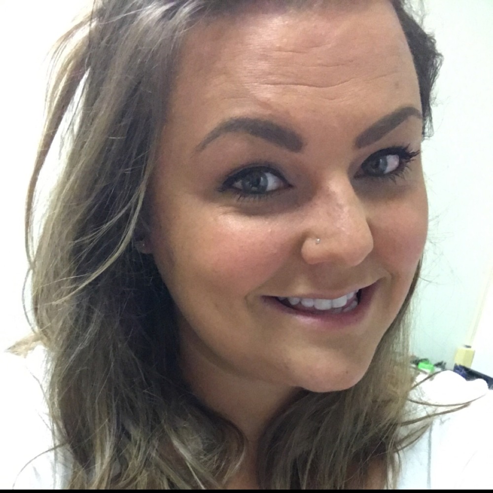 Meet your Posher, Noemi